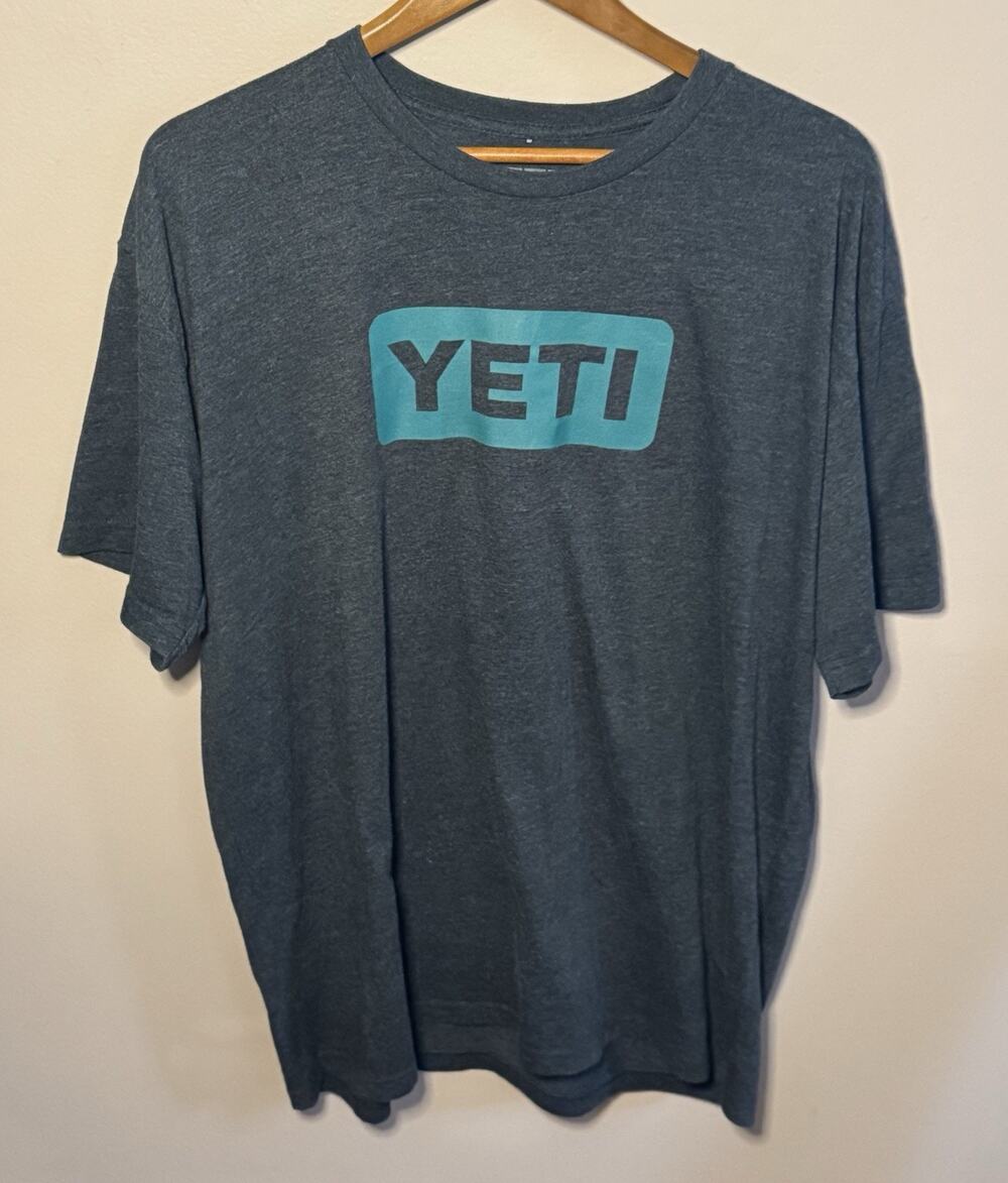 YETI Cotton Blend Short-Sleeved Gray T-shirt 2XL